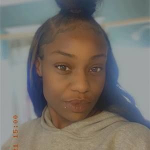 Meet your Posher, Laquisha